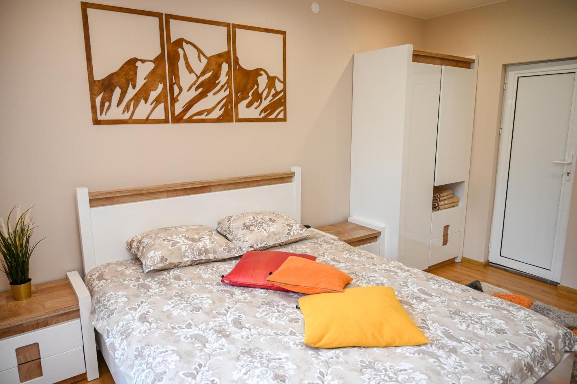 The White Horse Apartments بوروفتس المظهر الخارجي الصورة